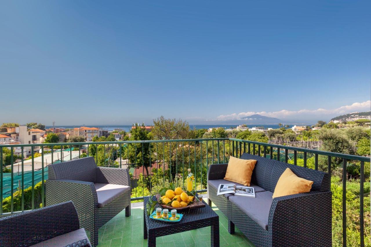 Estate4Home - Casa Maridea Sorrento Bagian luar foto