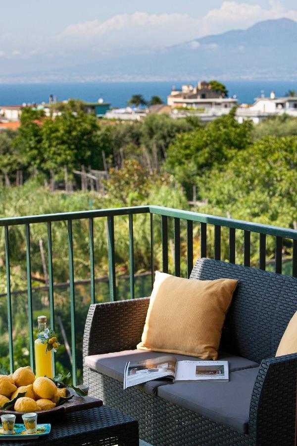 Estate4Home - Casa Maridea Sorrento Bagian luar foto